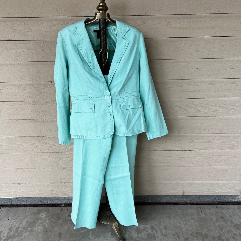 Will Smith Aqua 2 Piece Women's Suit Size 14 Pre-Owned